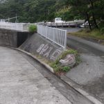 【式根島 松が下雅湯】脱衣所が完備されている野湯