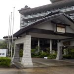 【作並温泉 鷹泉閣 岩松旅館】広瀬川沿いの混浴露天風呂に入浴