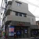 【中島館】サウナの横に源泉水風呂があります