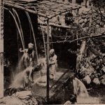 【古絵葉書 別府 鉄輪 滝湯】打たせ湯は湯量豊富な証