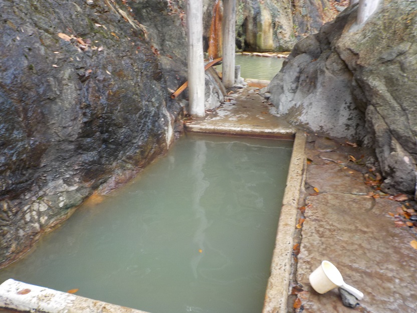 【塩原温泉　岩の湯】崩落の恐れで閉鎖された混浴露天風呂