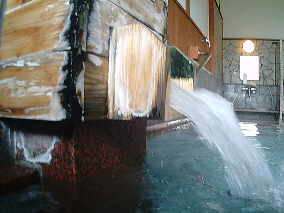 下湯沢共同浴場　駒子の湯