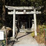 【兵庫県宝塚市　譲葉社】社殿裏から湧く霊泉（鉱泉）は健康長寿の薬水