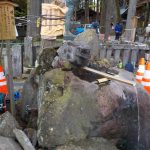 【諏訪大社 明神湯】温かい手湯で清めて参拝