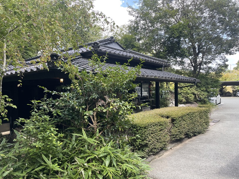 熊本県小国町 【麻生釣温泉 亀山の湯】日帰りでも宿泊でも専用風呂を楽しめます